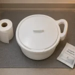 Pot de chambre adulte 5 ou 10 litres, couvercle fermé